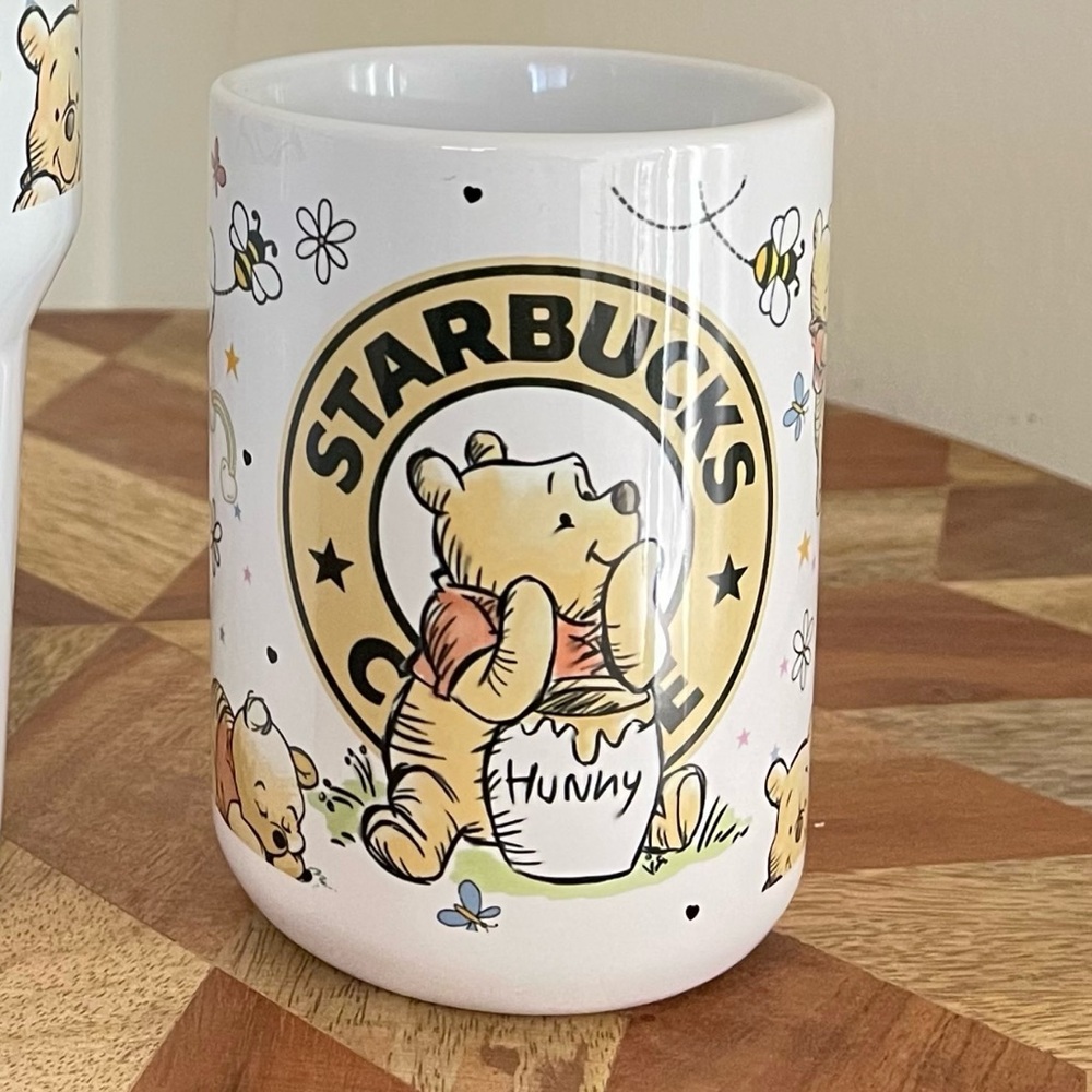 New Winnie the Pooh mug 15 oz Ceramic 15oz mugs NWT Hand Crafted